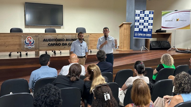 Vice-governador Gabriel Souza e secretário adjunto da Sict, Raphael Ayub, fizeram o encerramento do encontro