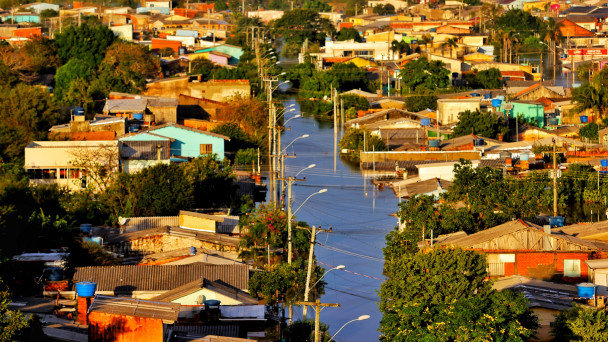 Rio Grande do Sul enfrenta enchentes históricas