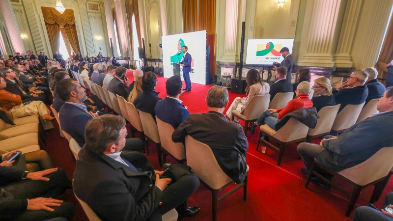 Encontro reuniu membros do conselho no Palácio Piratini