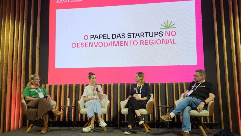 Painel no RS Innovation Stage reuniu governo, academia e sociedade civil organizada