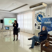 Secretária Simone Stülp destacou a importância da formação de novos engenheiros