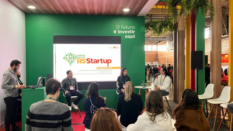 Na Gramado Summit, ocorre painel de lançamento de livro da Rede RS Startup