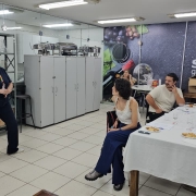 Sict capacita painelistas para análise sensorial da Cachaça Gaúcha 2025 