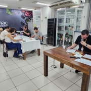 Sict capacita painelistas para análise sensorial da Cachaça Gaúcha 2025 